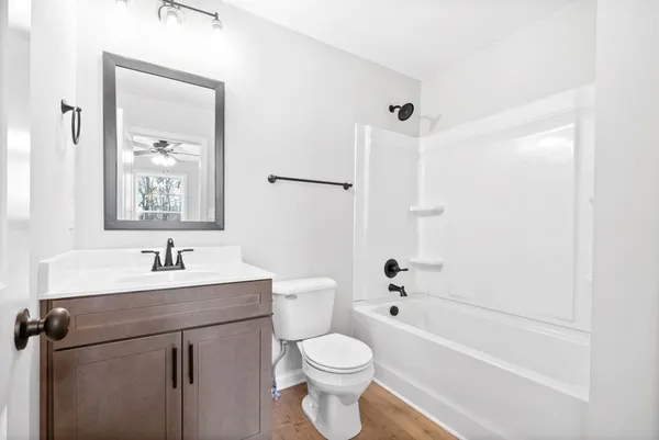 $1,250 | 332 Church Street, Unit C, Clarksville, TN 37040