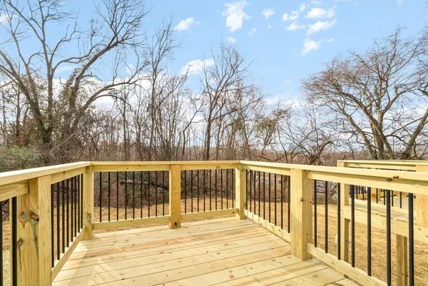 $1,250 | 332 Church Street, Unit C, Clarksville, TN 37040