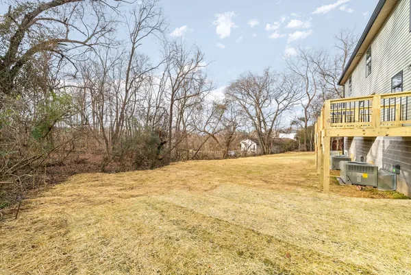 $1,250 | 332 Church Street, Unit C, Clarksville, TN 37040