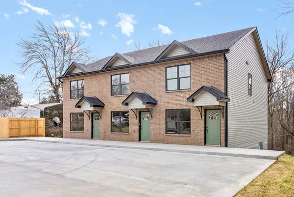 $1,250 | 332 Church Street, Unit C, Clarksville, TN 37040