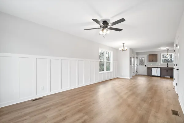 $1,250 | 332 Church Street, Unit C, Clarksville, TN 37040