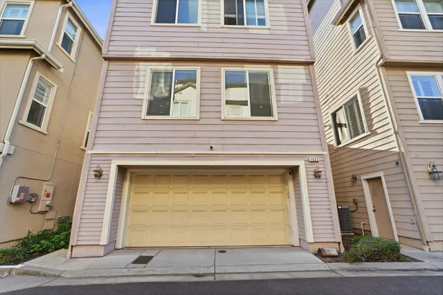 $1,249,000 | 1622 Salamoni Court, San Jose, CA 95133