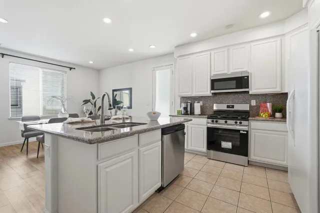 $1,249,000 | 1622 Salamoni Court, San Jose, CA 95133