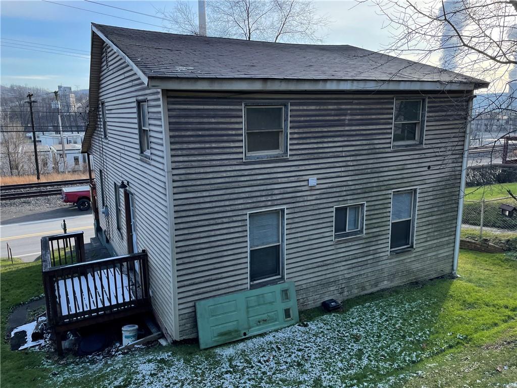 2582 Midland Beaver Road Industry, PA 15052 - Photo 4 of 19 Gallery Image 4