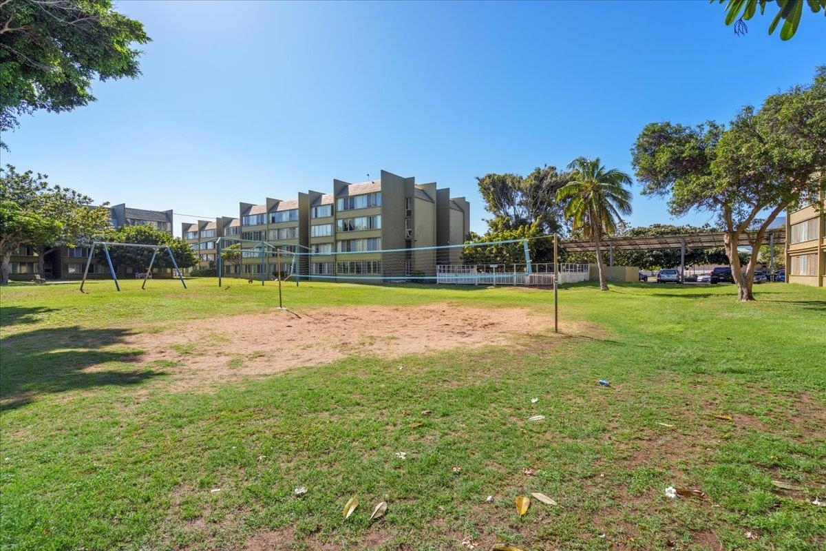 111 Kahului Beach Road, Unit D412 Kahului, HI 96732 - Photo 21 of 37 a view of a basketball court