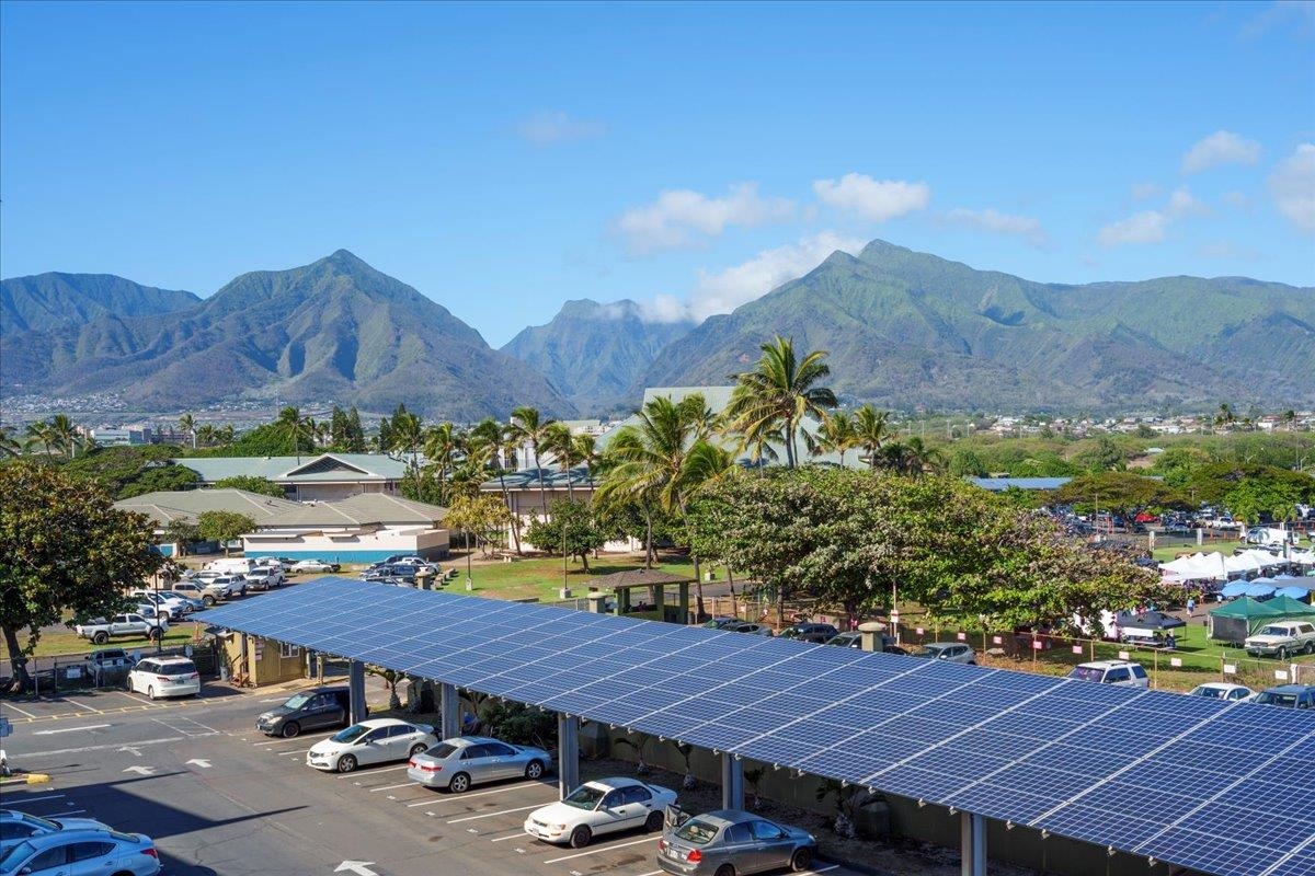 111 Kahului Beach Road, Unit D412 Kahului, HI 96732 - Photo 35 of 37 a view of a terrace with a yard