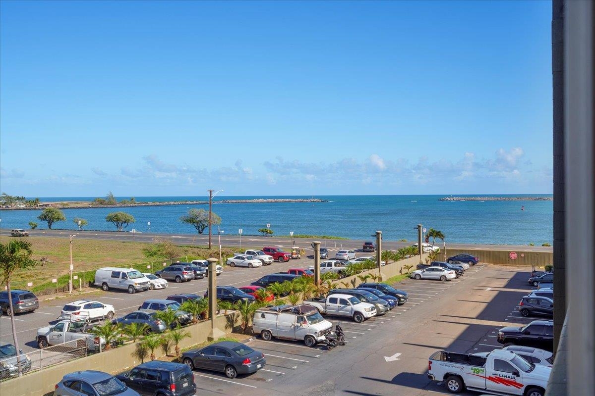111 Kahului Beach Road, Unit D412 Kahului, HI 96732 - Photo 6 of 37 a view of car parked on the terrace