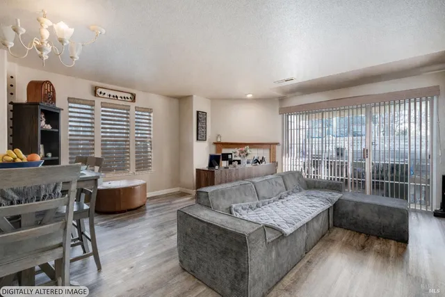 $469,000 | 590 Laurel Grove Circle, Santa Rosa, CA 95407