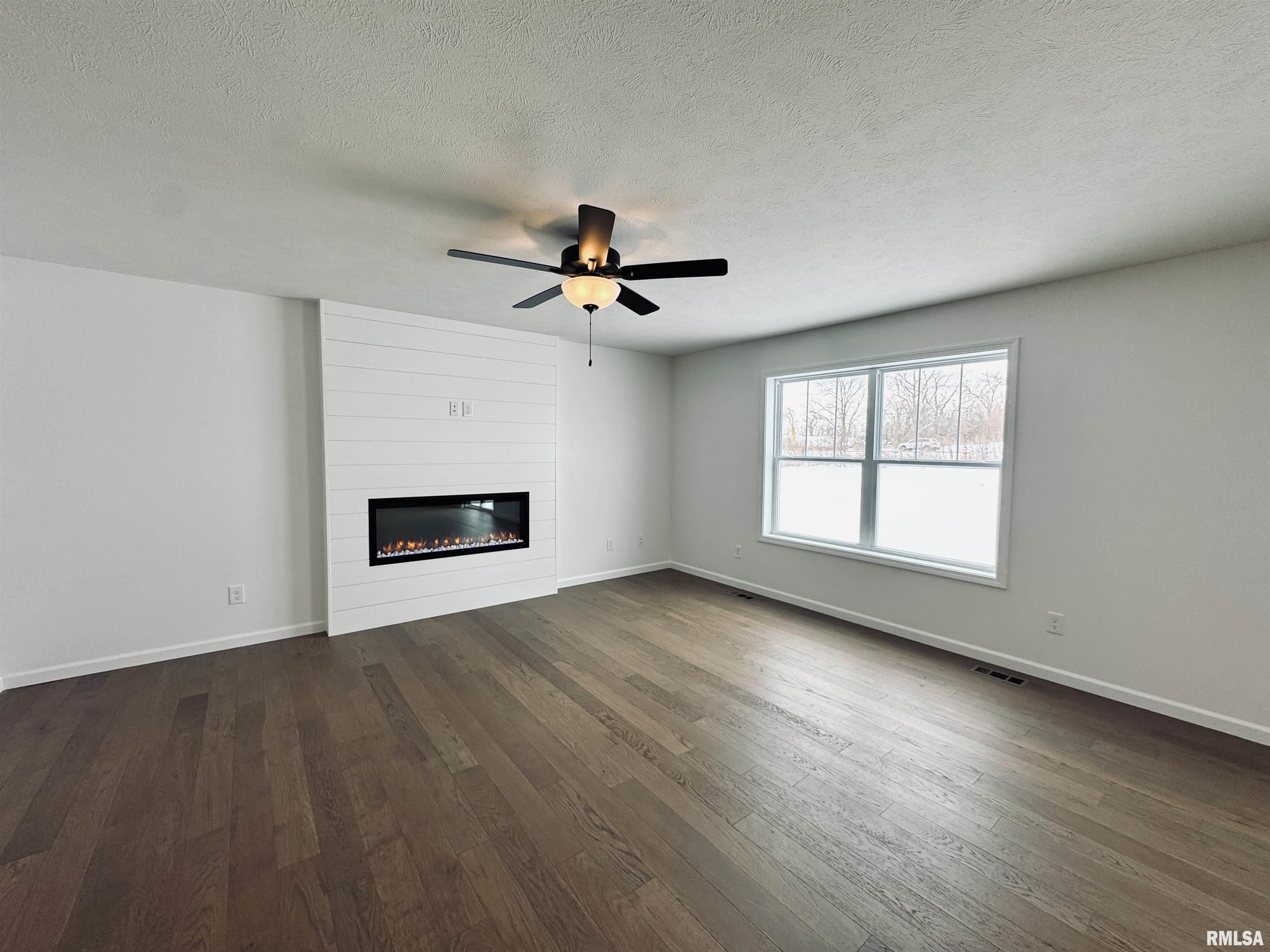 3826 West Fiona Way Dunlap, IL 61525 - Photo 7 of 48