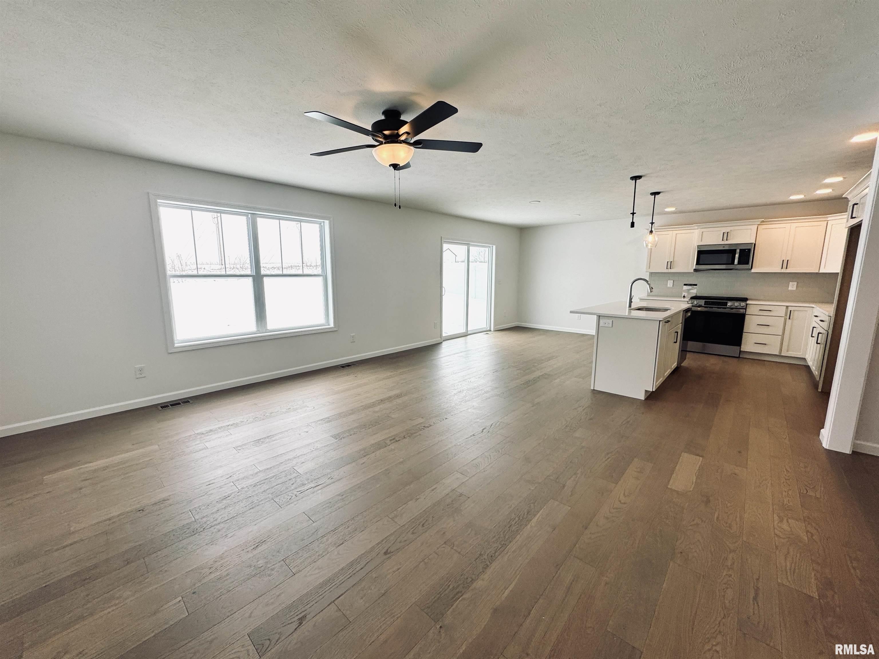 3826 West Fiona Way Dunlap, IL 61525 - Photo 9 of 48