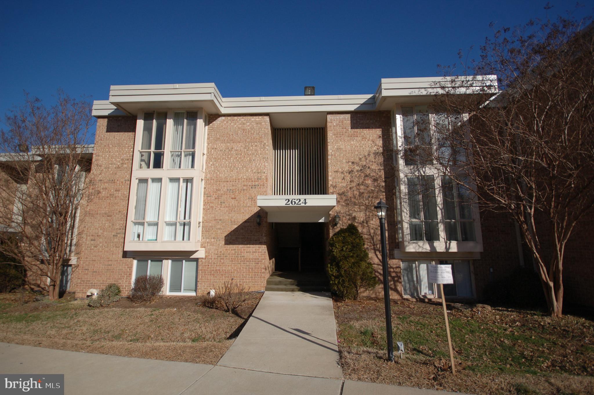 2624 Fort Farnsworth Road, Unit 212 Alexandria, VA 22303 - Photo 1 of 20