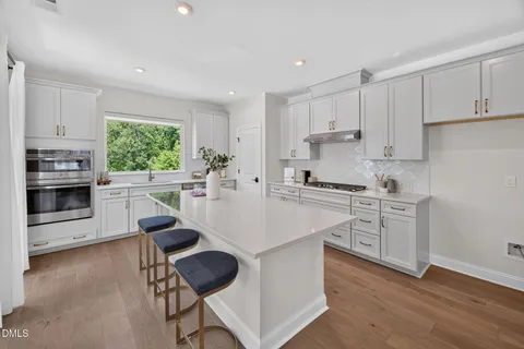 $525,000 | 830 Amley Place, Apex, NC 27523