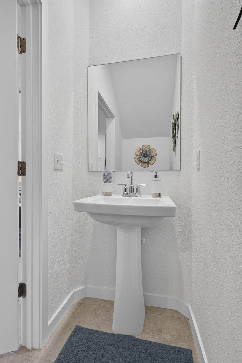 160 Bandol Street Riviera Beach, FL 33404 - Photo 27 of 63 27-web-or-mls-BS1A2078