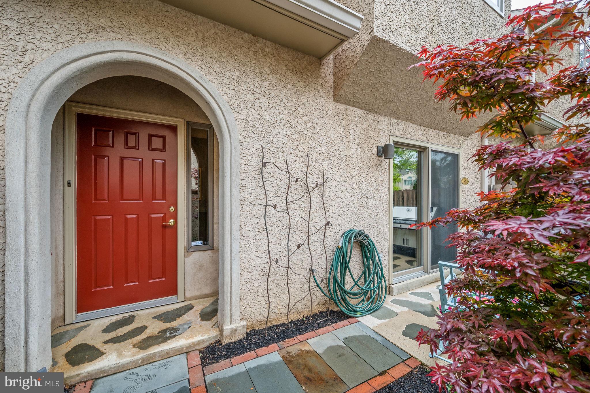 22 Greythorne Woods Circle Wayne, PA 19087 - Photo 2 of 47