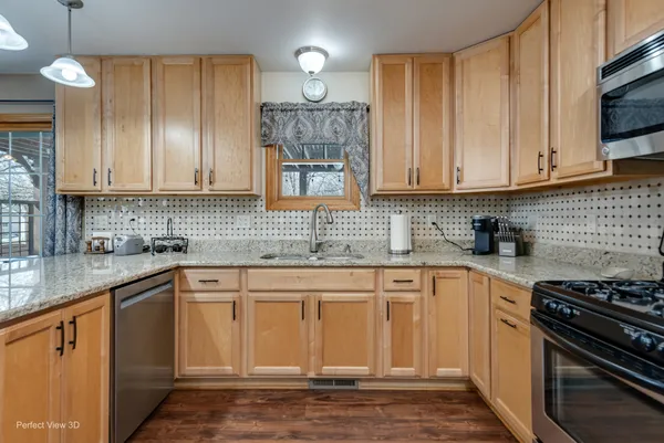 $459,900 | 24802 South Elsie Street, Channahon, IL 60410