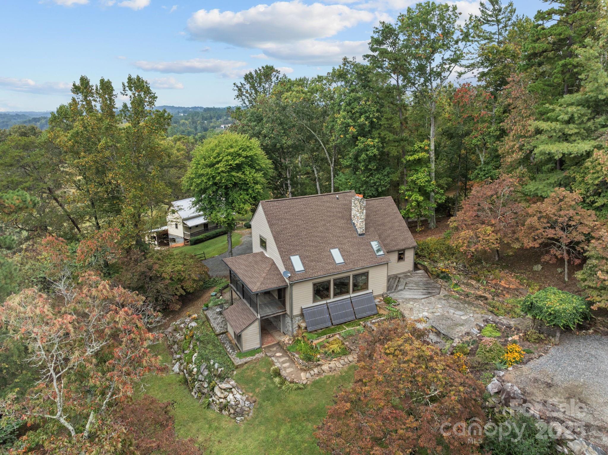 71 Kuykendall Branch Road Asheville, NC 28804 - Photo 2 of 43