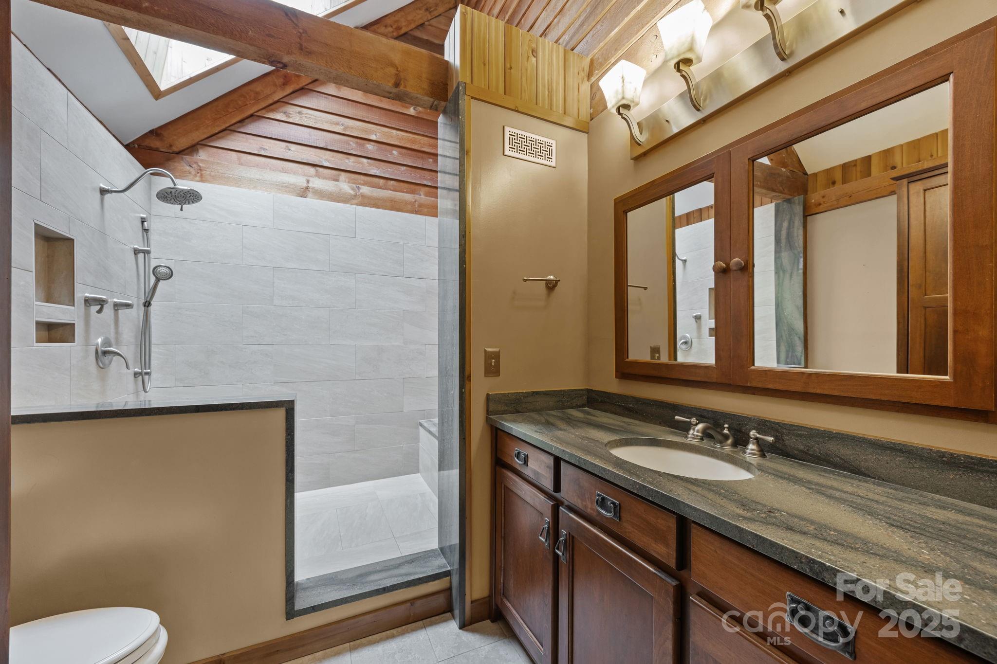 71 Kuykendall Branch Road Asheville, NC 28804 - Photo 21 of 43