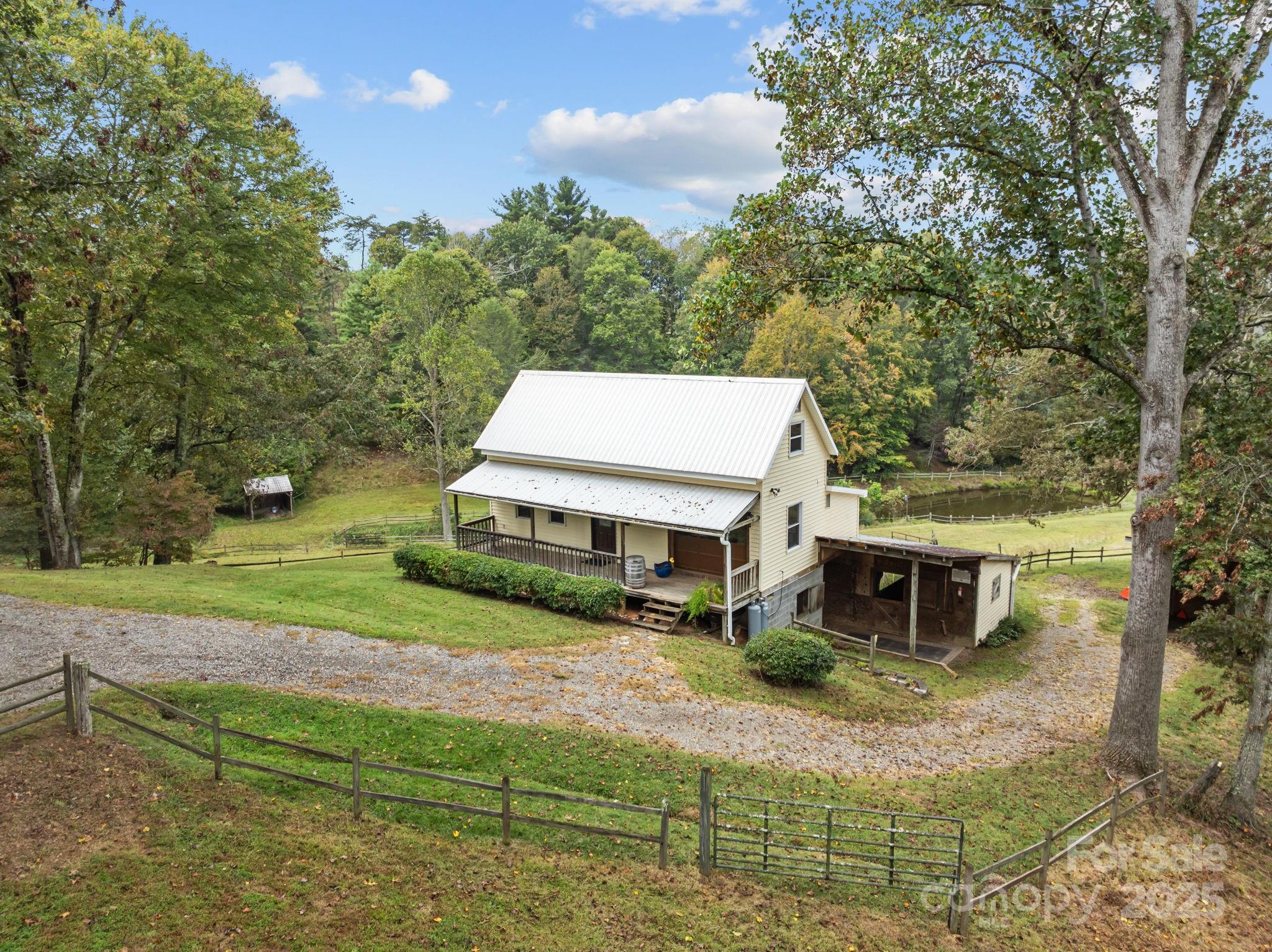 71 Kuykendall Branch Road Asheville, NC 28804 - Photo 25 of 43