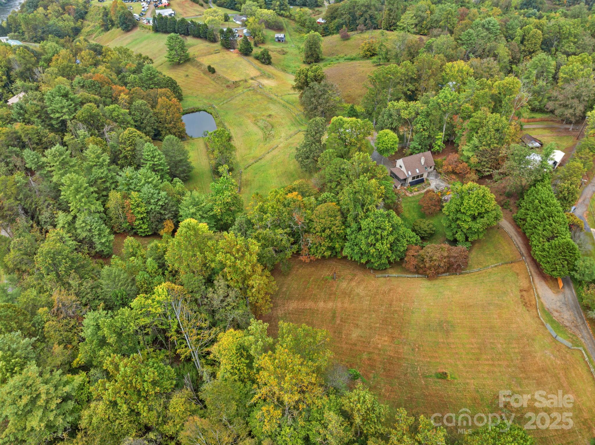 71 Kuykendall Branch Road Asheville, NC 28804 - Photo 30 of 43