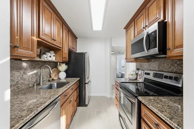 $769,999 | 2265 Sun Glory Lane, Unit B, San Jose, CA 95124