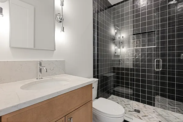 $3,199,000 | 3711 North Magnolia Avenue, Chicago, IL 60613