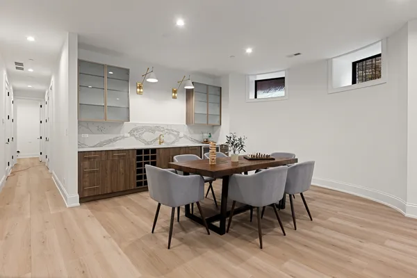 $3,199,000 | 3711 North Magnolia Avenue, Chicago, IL 60613