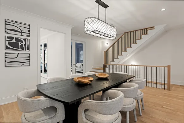 $3,199,000 | 3711 North Magnolia Avenue, Chicago, IL 60613