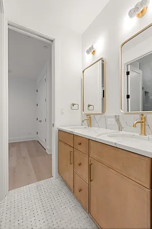 $3,199,000 | 3711 North Magnolia Avenue, Chicago, IL 60613