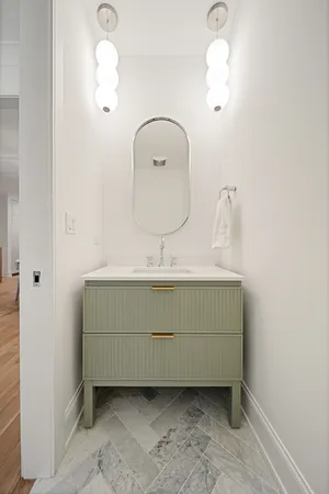 $3,199,000 | 3711 North Magnolia Avenue, Chicago, IL 60613