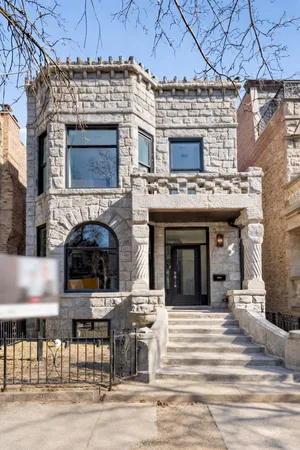 $3,199,000 | 3711 North Magnolia Avenue, Chicago, IL 60613