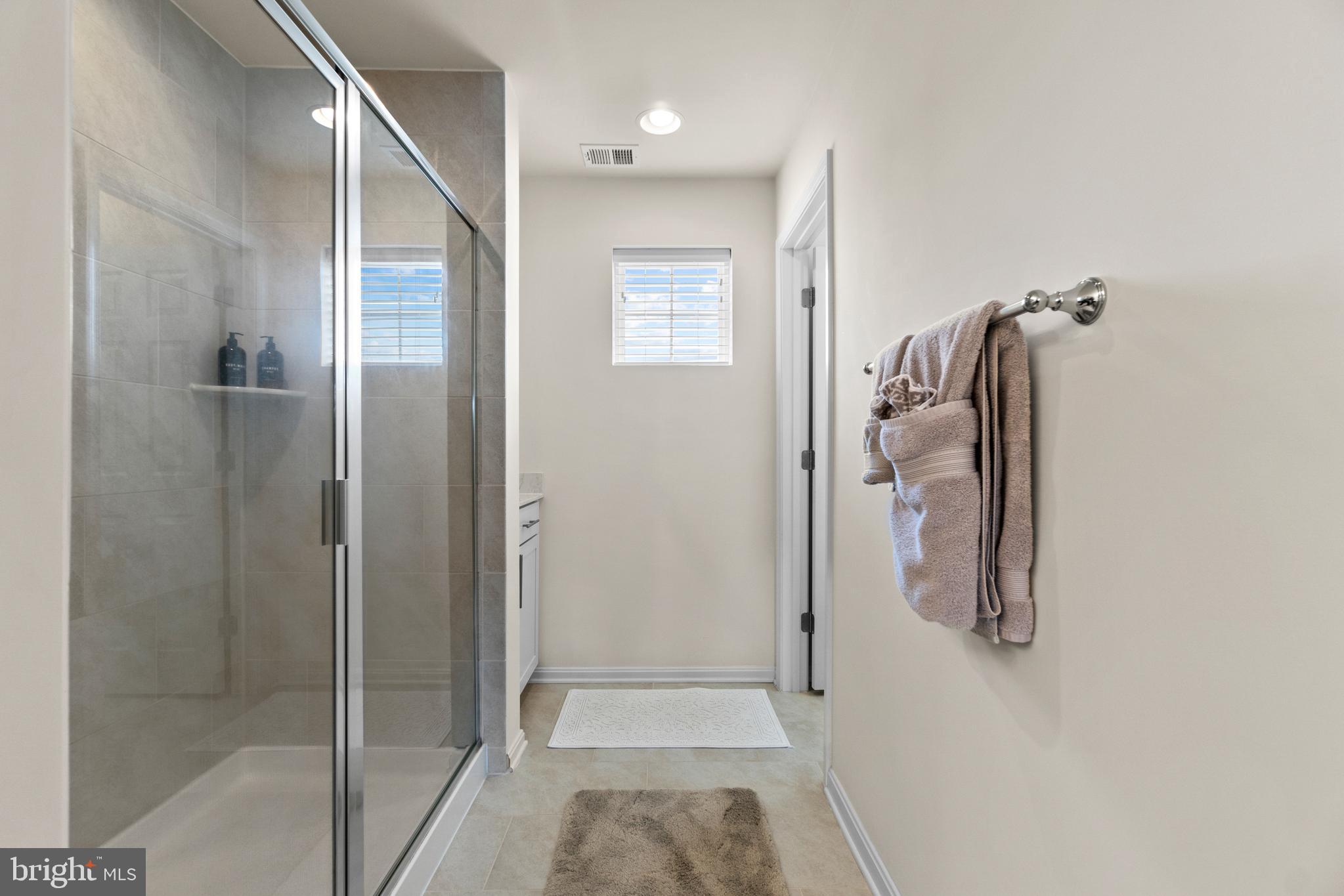718 Saddlebrook Road Culpeper, VA 22701 - Photo 23 of 32 Large Shower