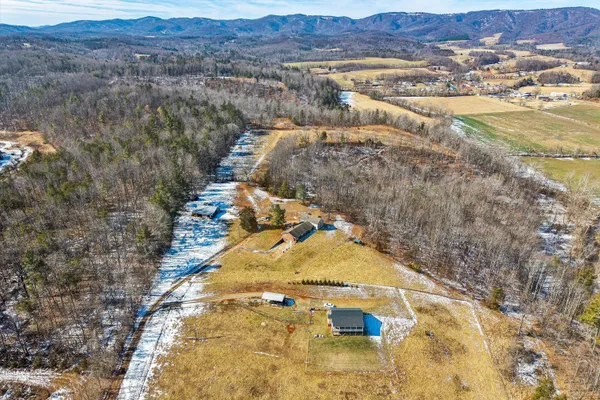 $480,000 | 226 Magnolia Lane, Callaway, VA 24067