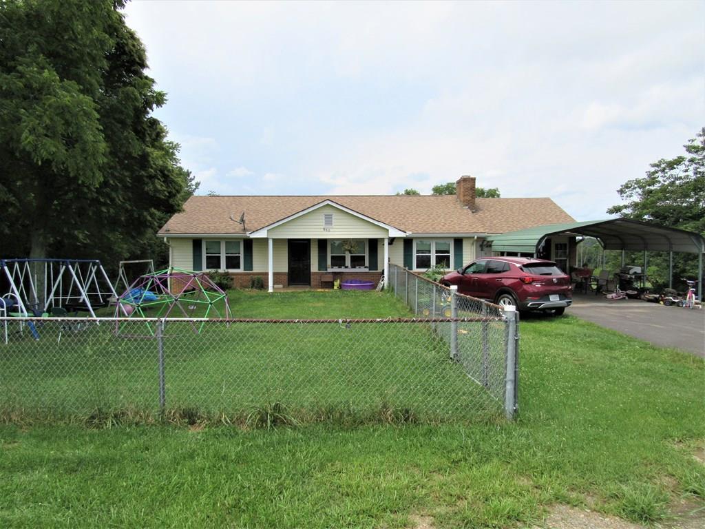 660 Edmonds Road Galax, VA 24333 - Photo 2 of 32 Gallery Image 2
