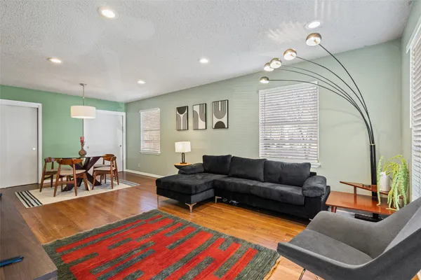 $2,800 | 2105 Columbia Cove, Austin, TX 78723