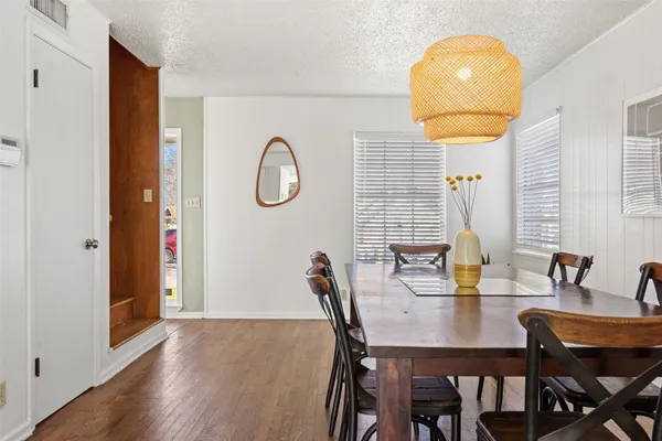 $2,800 | 2105 Columbia Cove, Austin, TX 78723