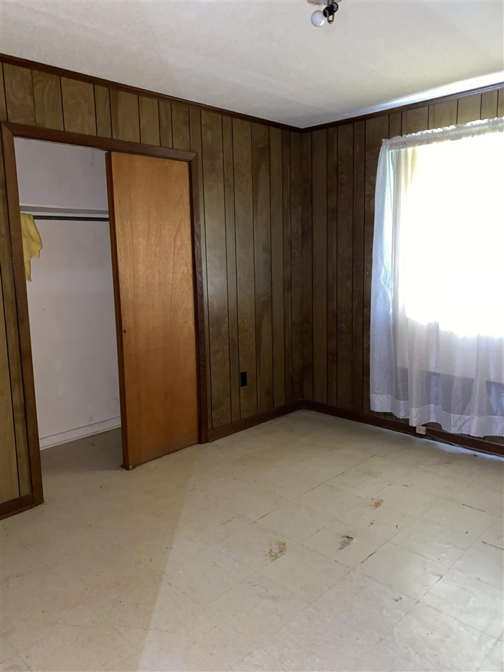 8579 Scotland Road Bentonia, MS 39040 - Photo 11 of 15 Bedroom 1