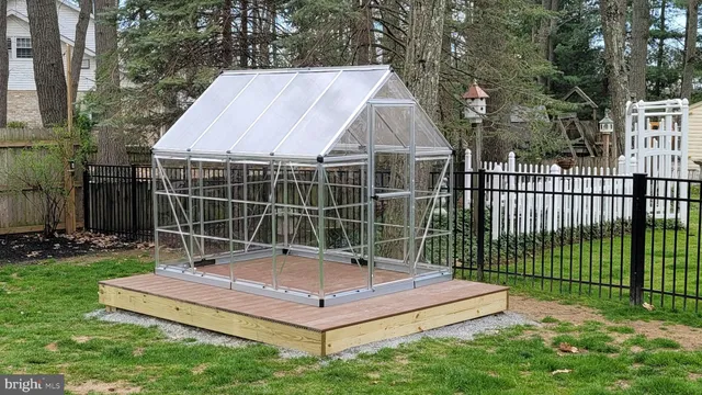 $325,000 | 15 Sheridan Drive, Hanover, PA 17331