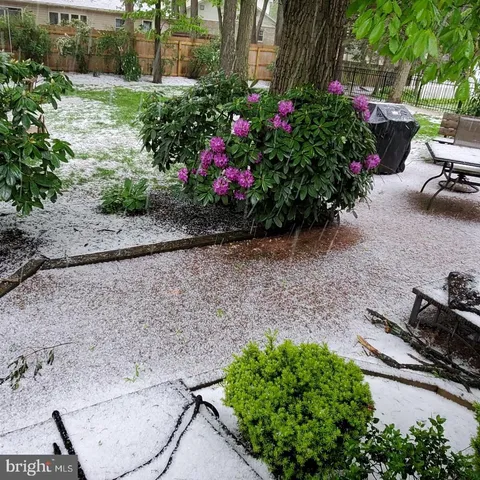 $325,000 | 15 Sheridan Drive, Hanover, PA 17331