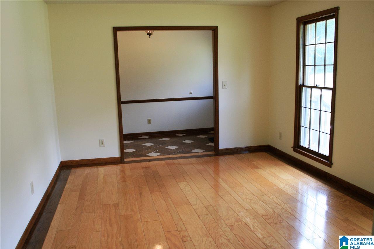5611 Havenhill Road Birmingham, AL 35210 - Photo 5 of 48