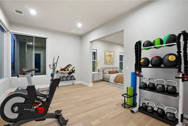 $650,000 | 6109 Seville Drive, Austin, TX 78724