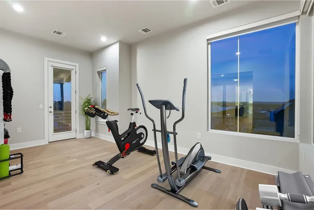 $650,000 | 6109 Seville Drive, Austin, TX 78724