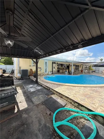 a view of an outdoor kitchen