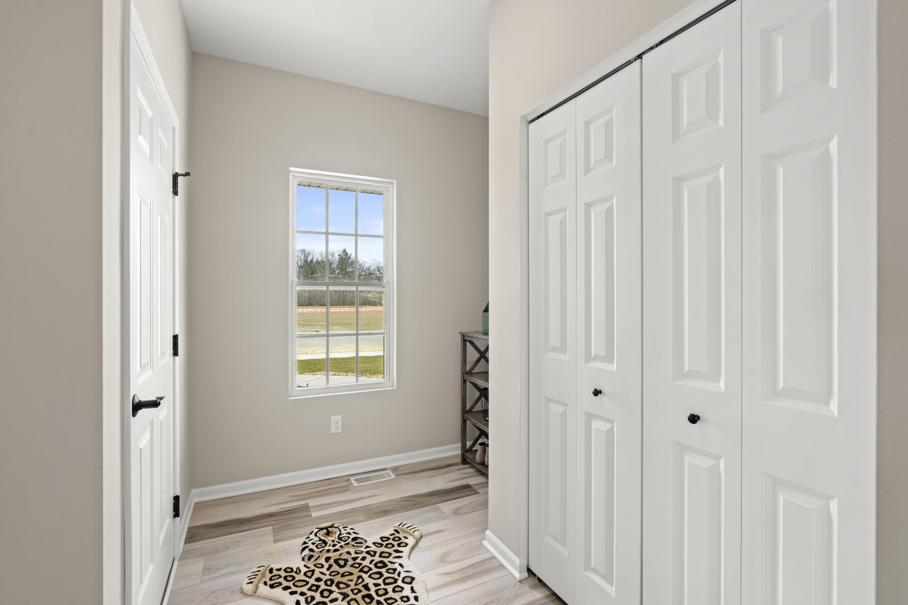 10362 Knox Street Crown Point, IN 46307 - Photo 10 of 14 a view of an empty room with window