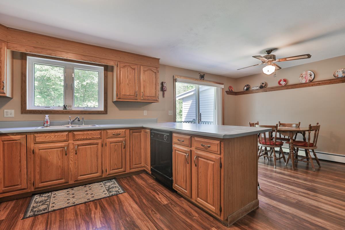 9 Crane Crossing Road, Unit 23 Plaistow, NH 03865 - Photo 4 of 24 Gallery Image 4
