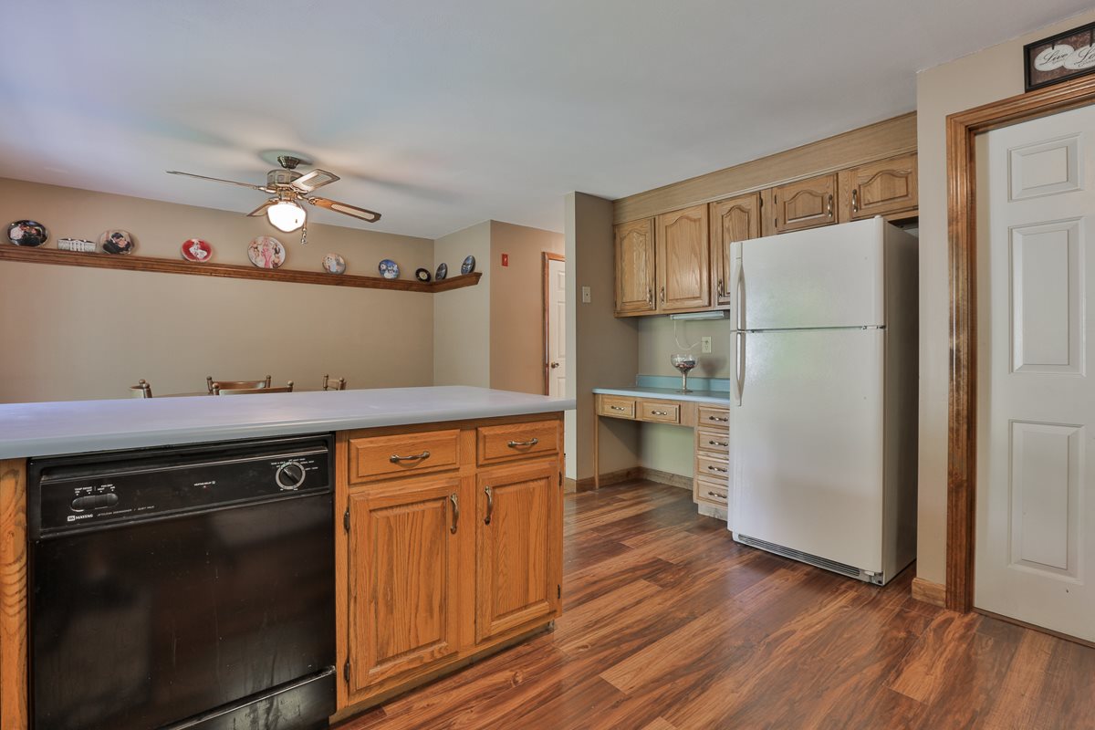 9 Crane Crossing Road, Unit 23 Plaistow, NH 03865 - Photo 7 of 24 Gallery Image 7