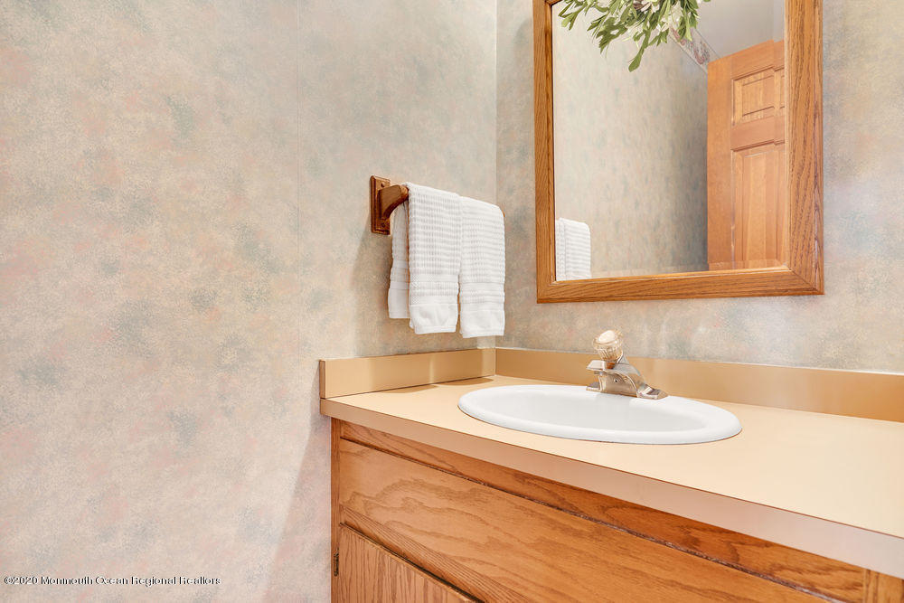 1210 Rue Avenue Point Pleasant, NJ 08742 - Photo 14 of 44 014_dsc03445