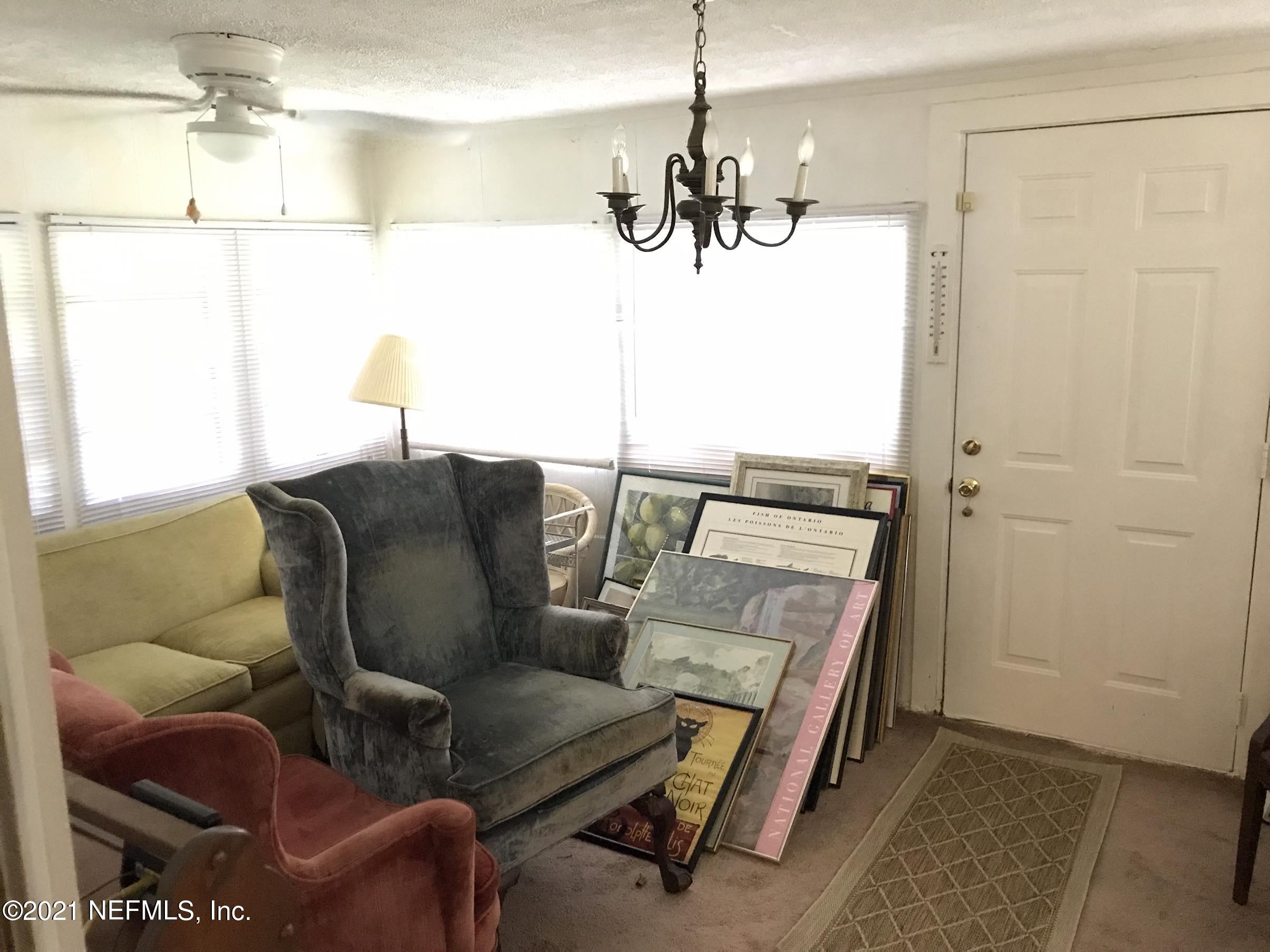 121 Silver Pond Road Crescent City, FL 32112 - Photo 11 of 26 Sunroom2