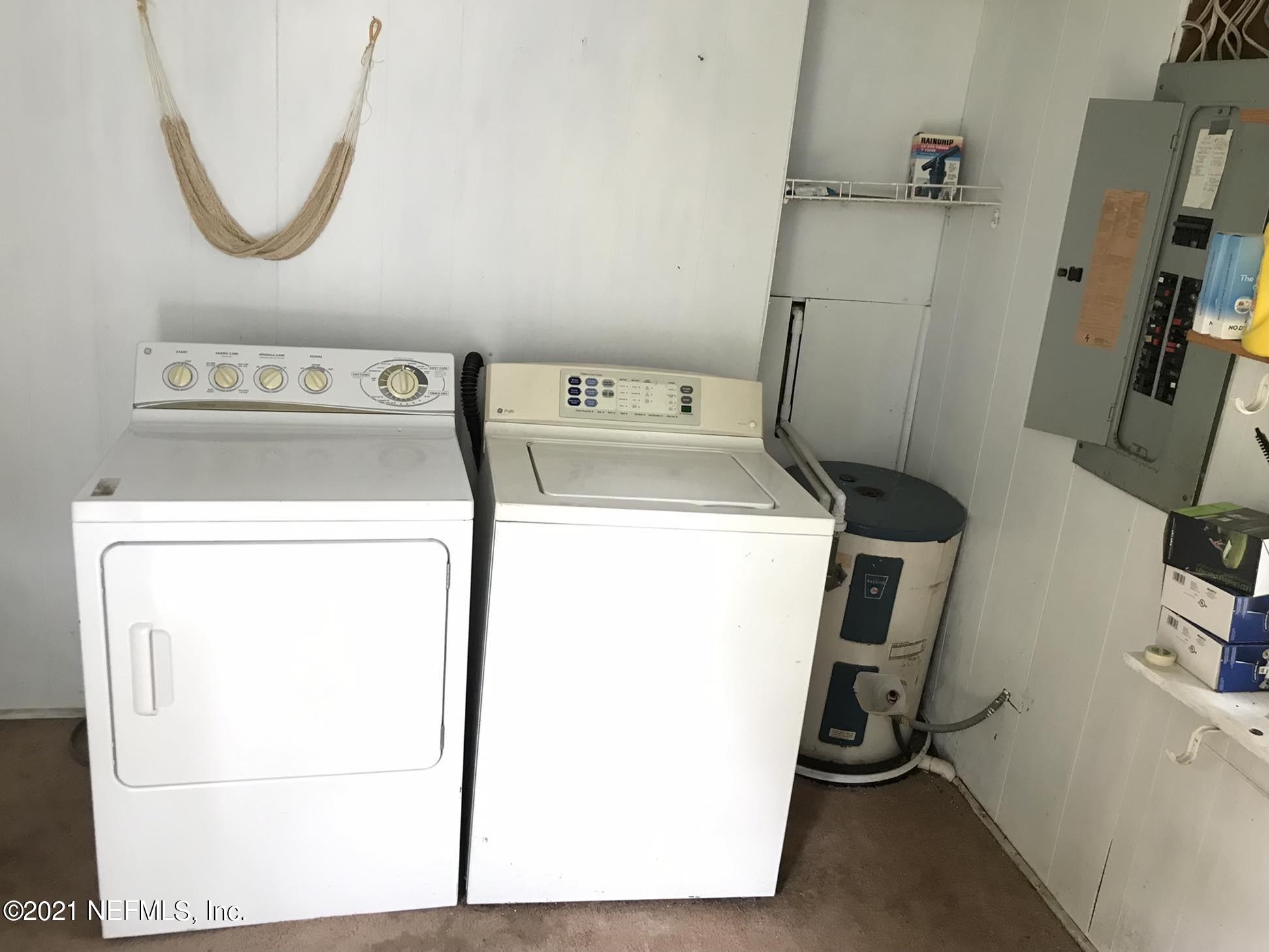 121 Silver Pond Road Crescent City, FL 32112 - Photo 20 of 26 Laundry2