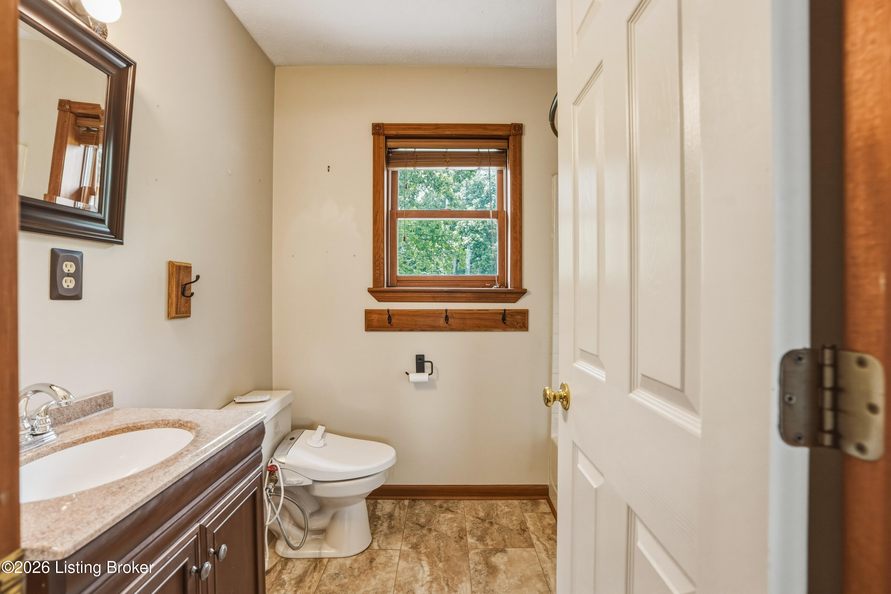 679 Bridgeport-Benson Road Frankfort, KY 40601 - Photo 50 of 82 056_Upper_Bathroom_1