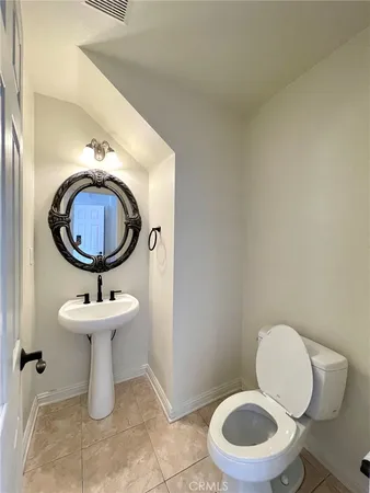 $4,600 | 140 Paseo Vista, San Clemente, CA 92673